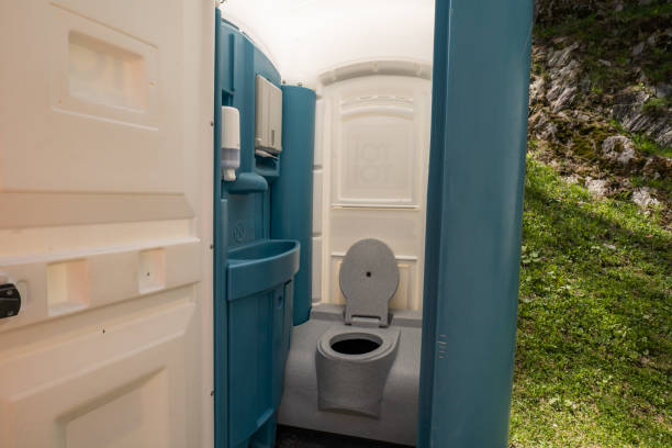 Best Porta potty rental near me  in North Eastham, MA